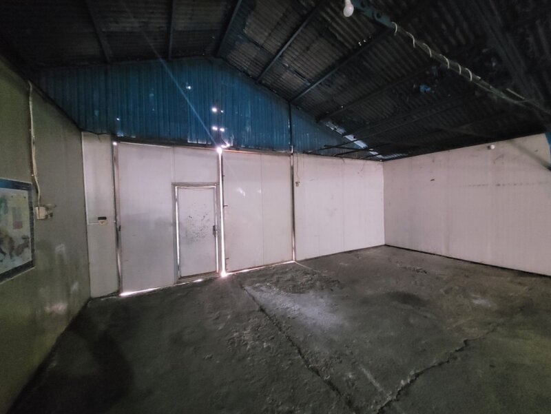 Baicului, spatiu depozitare, 3 eur/mp.