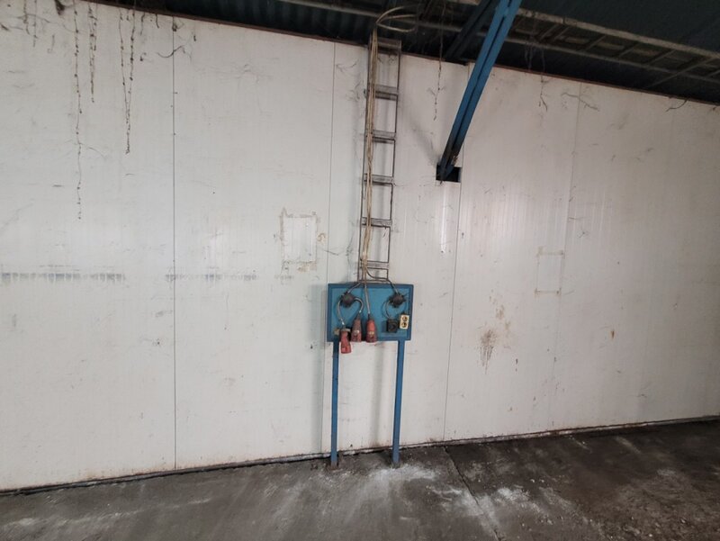 Baicului, spatiu depozitare, 3 eur/mp.